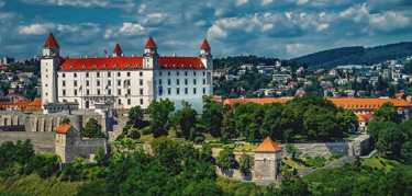 Rejse til Slovakiet - Billige tog-, bus- og flybilletter